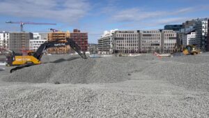 Maskinentreprenør Carl C Fon bistår NCC med utlegging av Glasopor