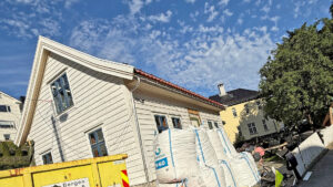 Glasopor skumglass var klart best og billigst da Lemstoven i Bergen skulle restaureres